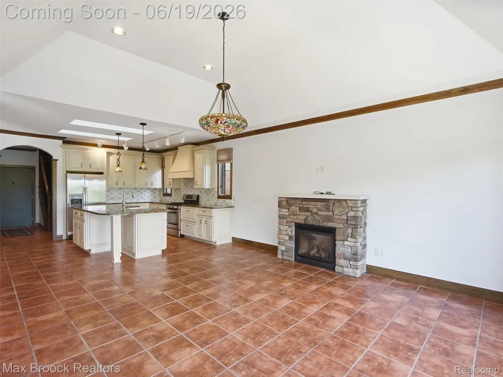 7822 Firestone Lane Washington Township MI 48094