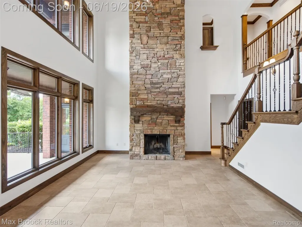 7822 Firestone Lane Washington Township MI 48094