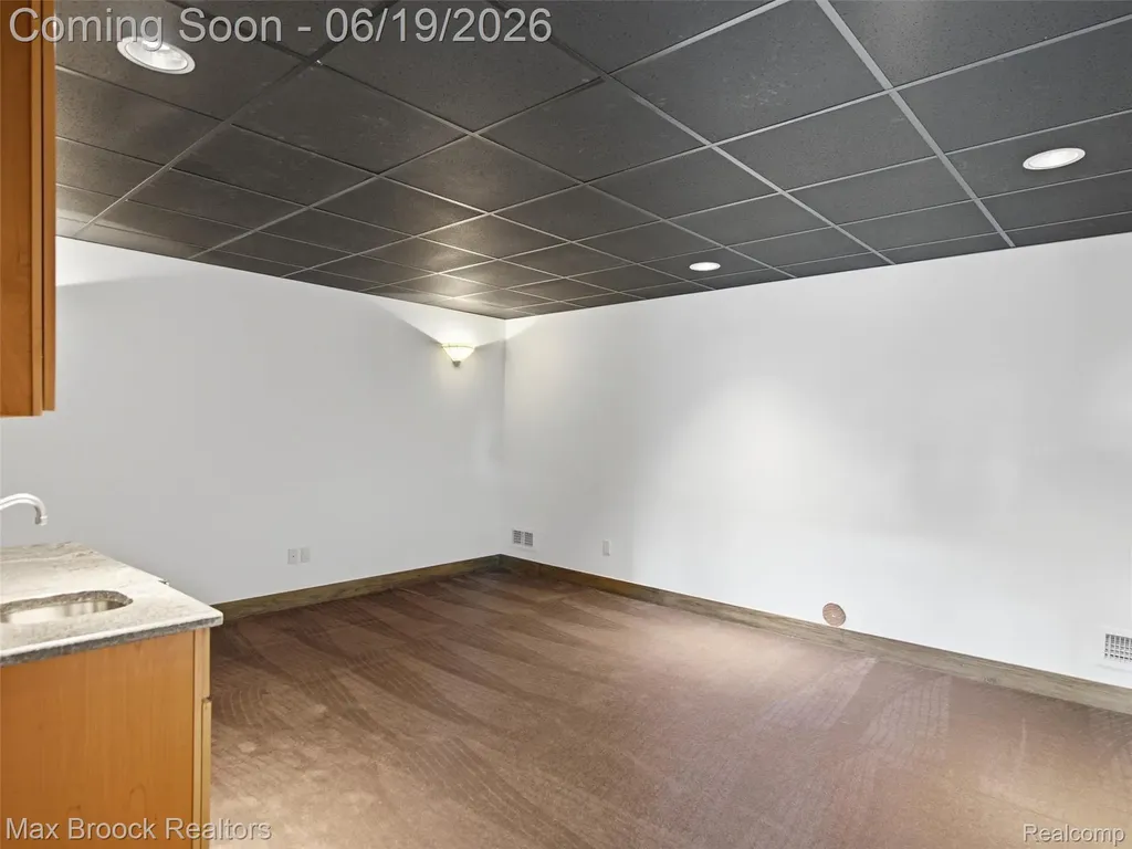 7822 Firestone Lane Washington Township MI 48094
