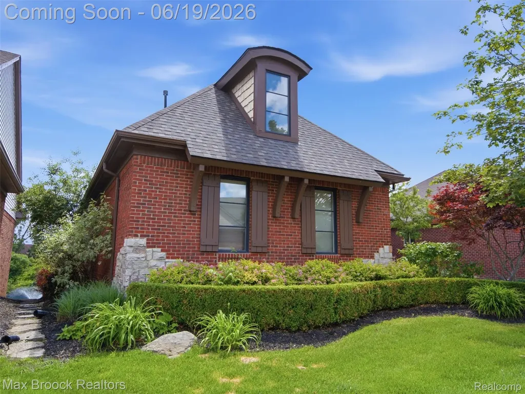 7822 Firestone Lane Washington Township MI 48094