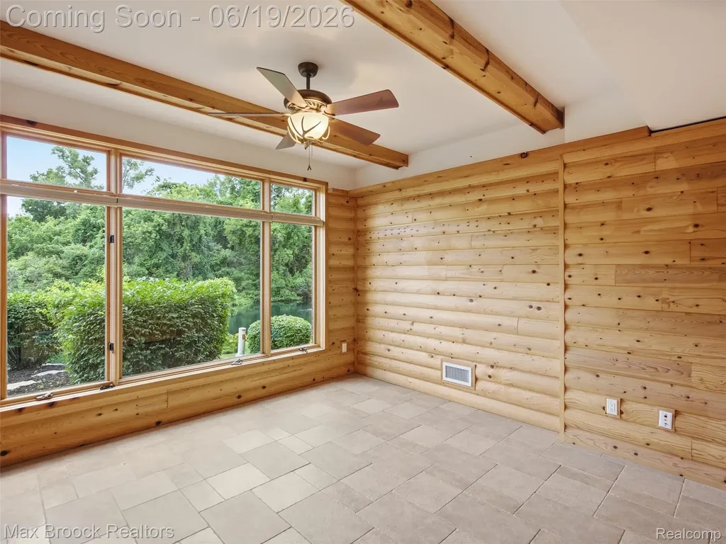 7822 Firestone Lane Washington Township MI 48094