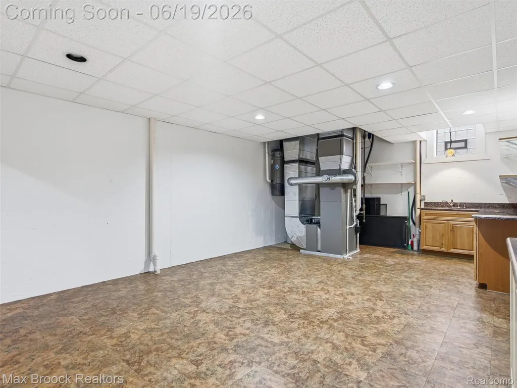 7822 Firestone Lane Washington Township MI 48094