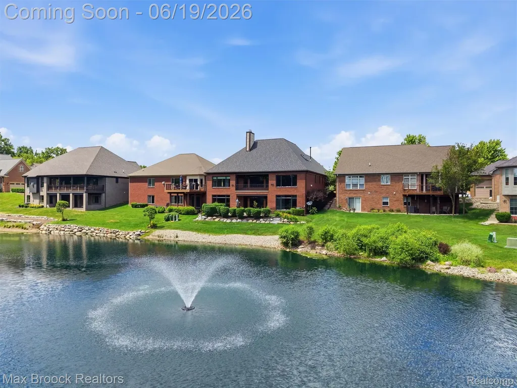 7822 Firestone Lane Washington Township MI 48094