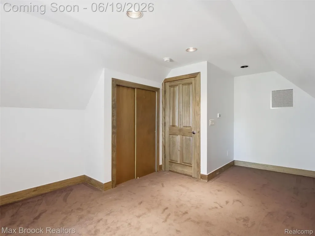 7822 Firestone Lane Washington Township MI 48094