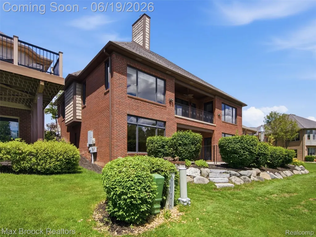 7822 Firestone Lane Washington Township MI 48094