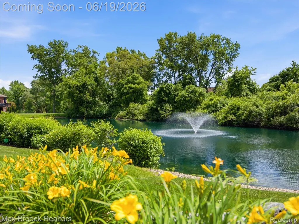 7822 Firestone Lane Washington Township MI 48094