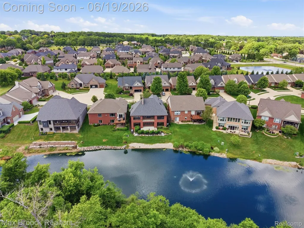 7822 Firestone Lane Washington Township MI 48094