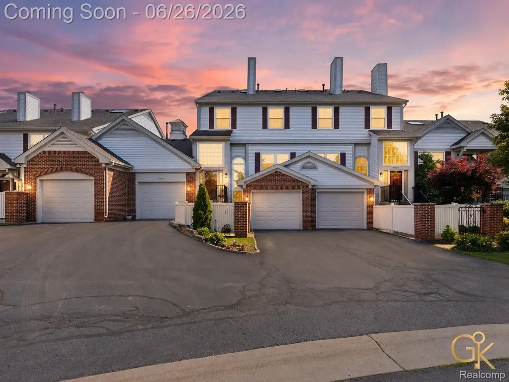 49613 Draper Circle Plymouth Charter Township MI 48170