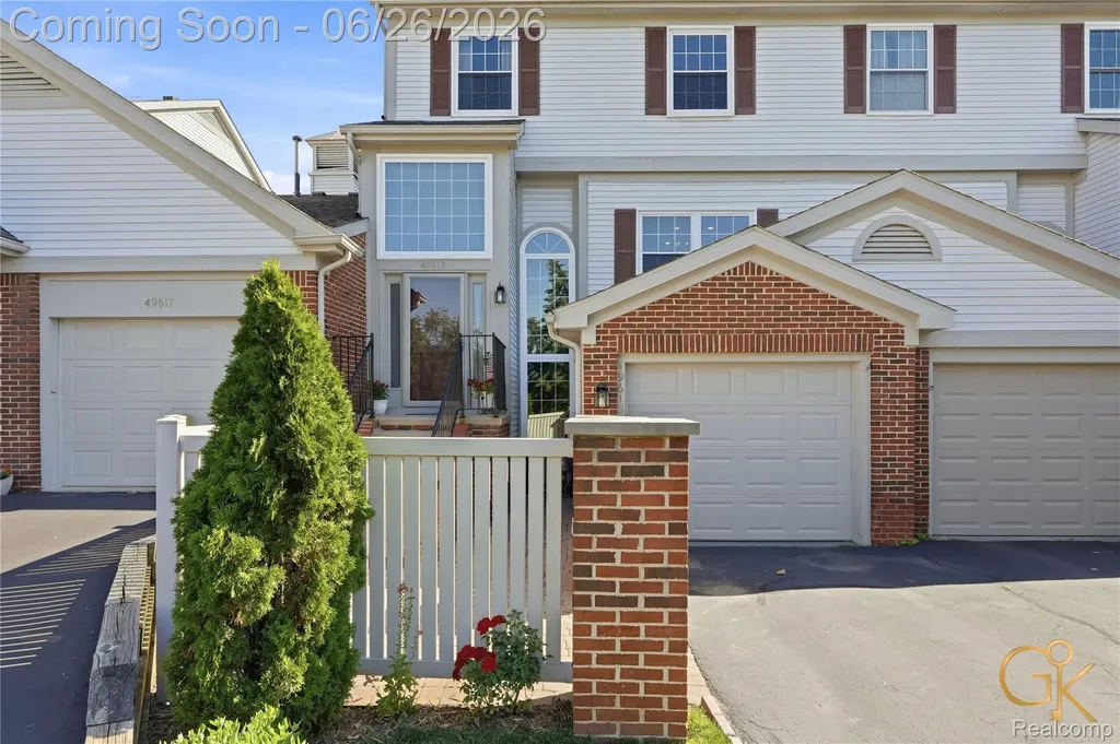 49613 Draper Circle Plymouth Charter Township MI 48170