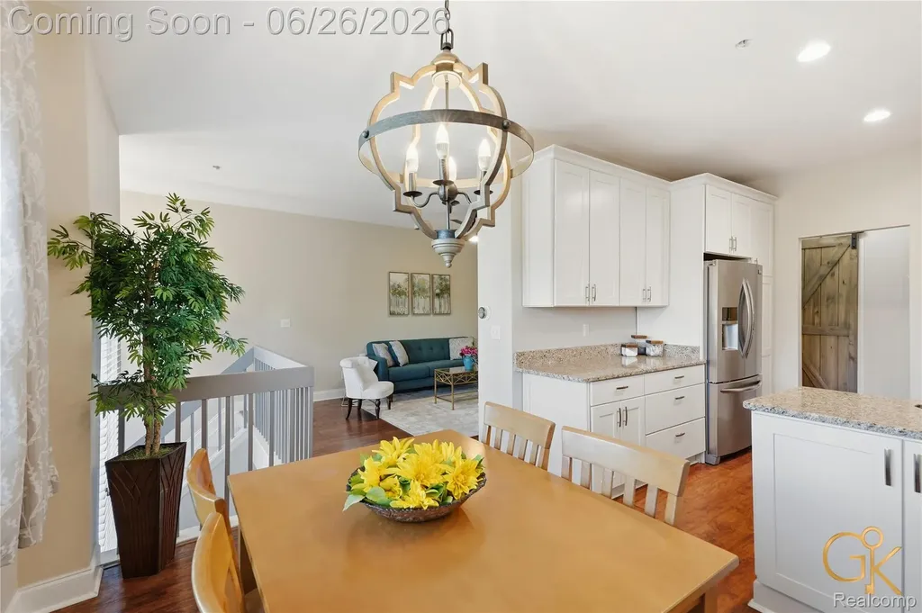 49613 Draper Circle Plymouth Charter Township MI 48170