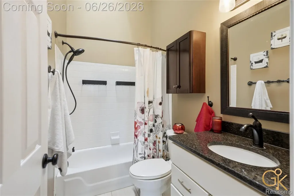 49613 Draper Circle Plymouth Charter Township MI 48170
