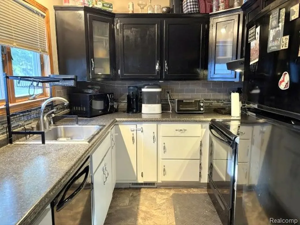 2273 Covert Road Burton City MI 48509