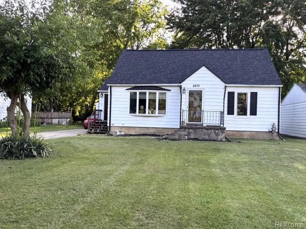 2273 Covert Road Burton City MI 48509