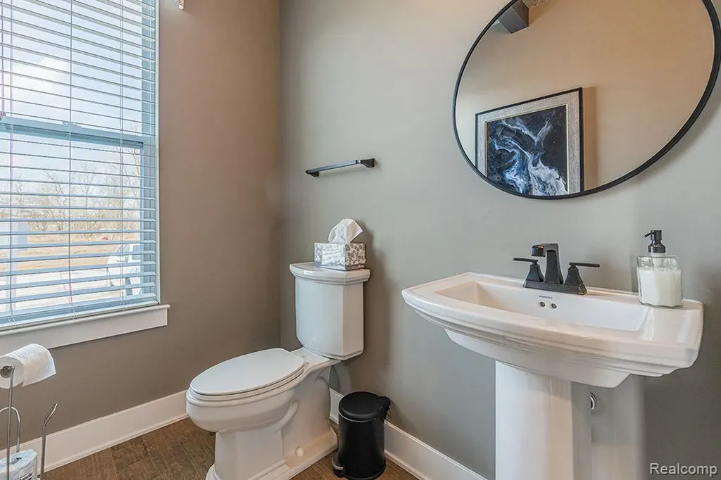 4407 Edison Boulevard Fenton City MI 48451