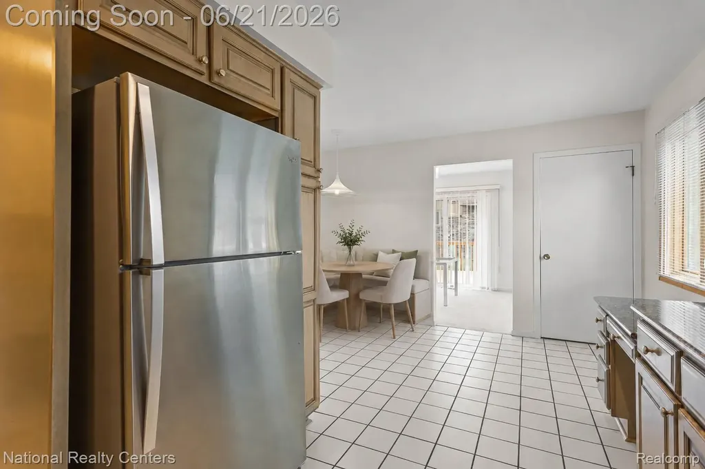 6153 Westbrooke Drive West Bloomfield Charter Township MI 48322