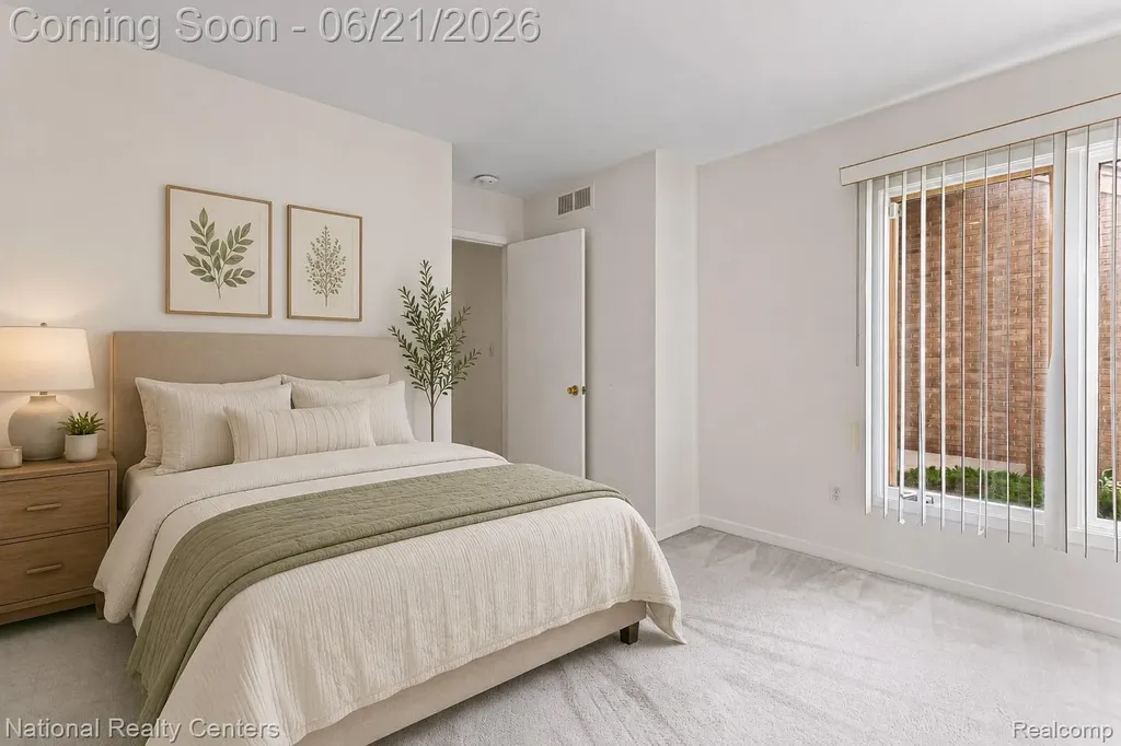 6153 Westbrooke Drive West Bloomfield Charter Township MI 48322
