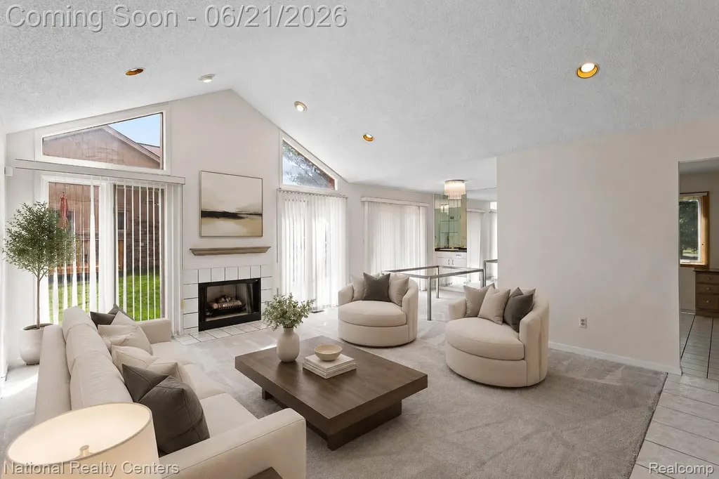 6153 Westbrooke Drive West Bloomfield Charter Township MI 48322