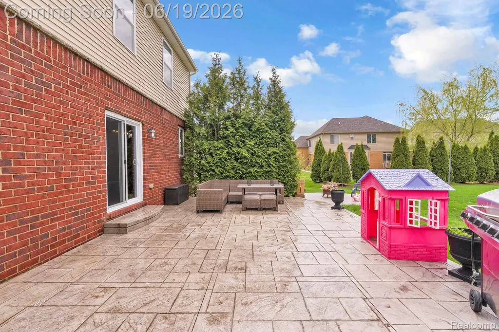 50647 Bredenbury Drive Macomb Township MI 48044