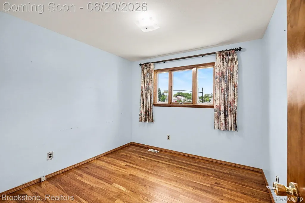 39111 Theresa Court Sterling Heights City MI 48313