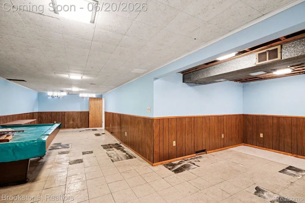 39111 Theresa Court Sterling Heights City MI 48313