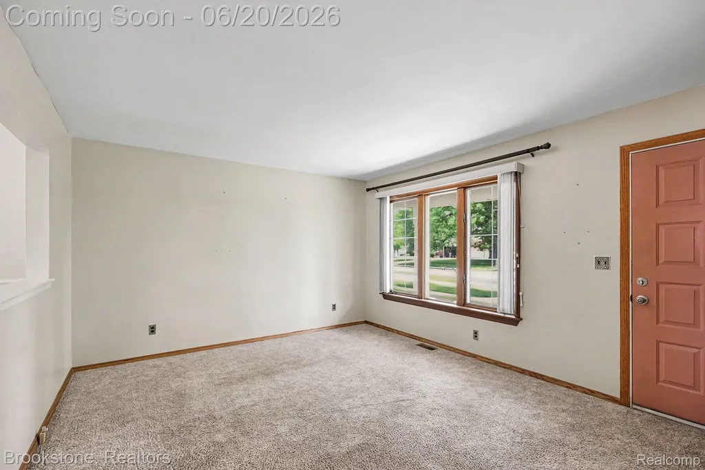 39111 Theresa Court Sterling Heights City MI 48313