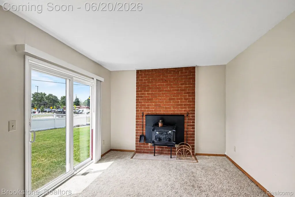 39111 Theresa Court Sterling Heights City MI 48313
