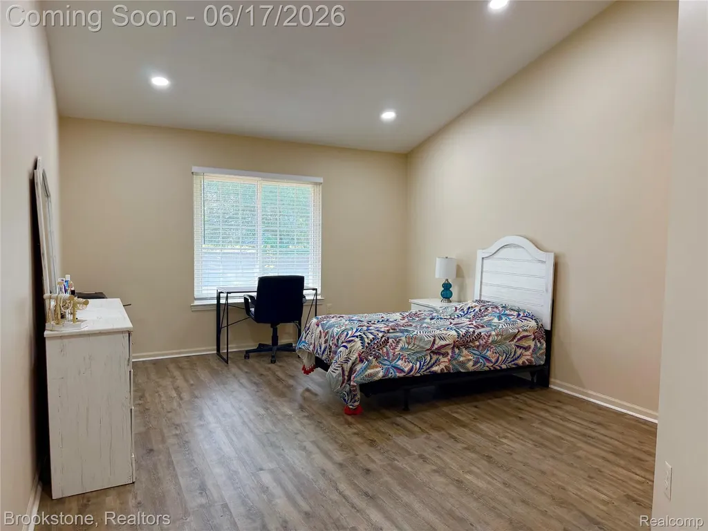 41021 Glenleven Court Clinton Charter Township MI 48038