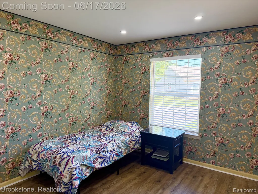 41021 Glenleven Court Clinton Charter Township MI 48038