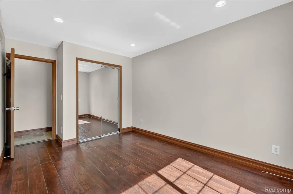 43325 Nebel Trail Clinton Charter Township MI 48038