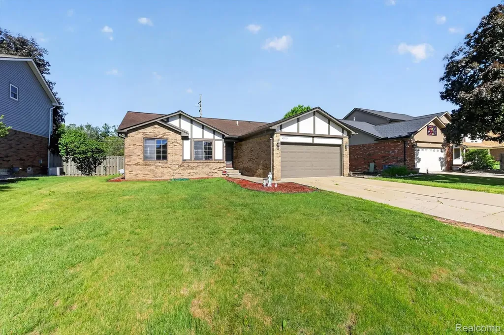 43325 Nebel Trail Clinton Charter Township MI 48038