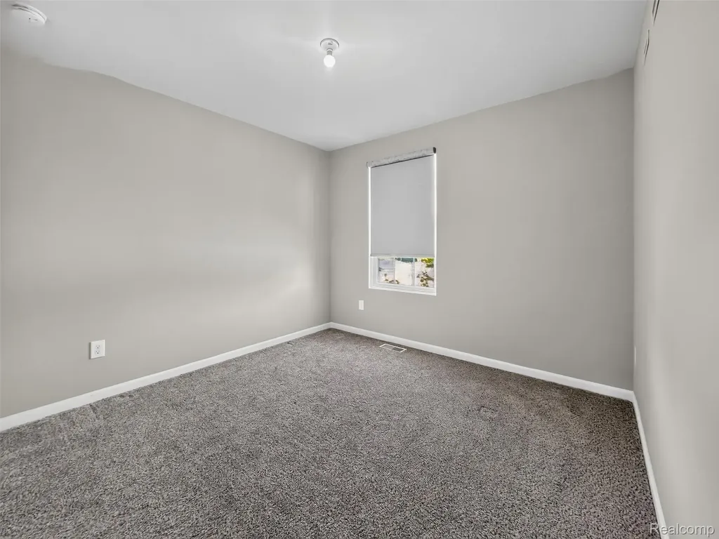 1673 Addison Circle Commerce Charter Township MI 48390