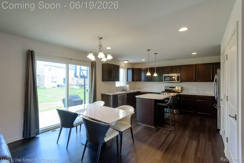 6791 Chandler Drive Van Buren Charter Township MI 48111