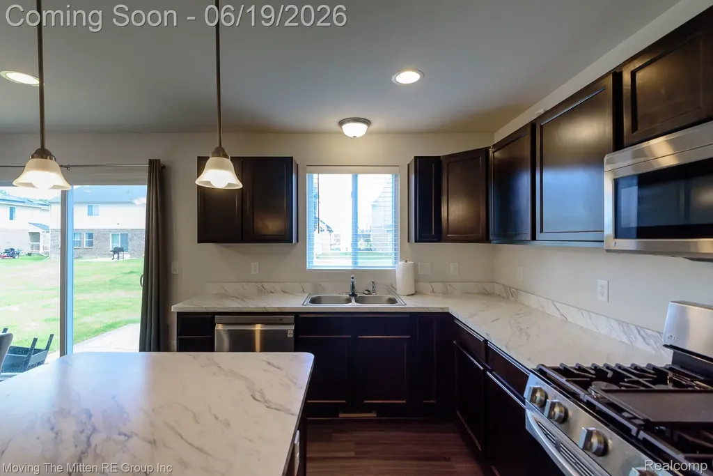 6791 Chandler Drive Van Buren Charter Township MI 48111