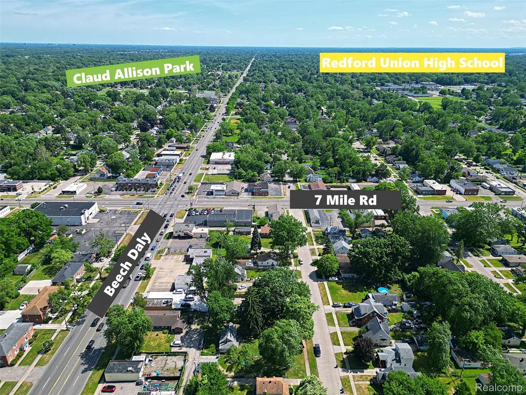 19336 Centralia Redford Charter Township MI 48240