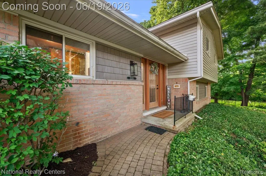 21201 E Chigwidden Street Northville City MI 48167