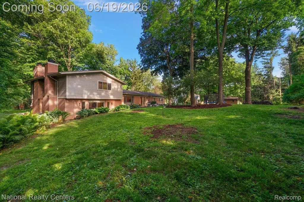 21201 E Chigwidden Street Northville City MI 48167