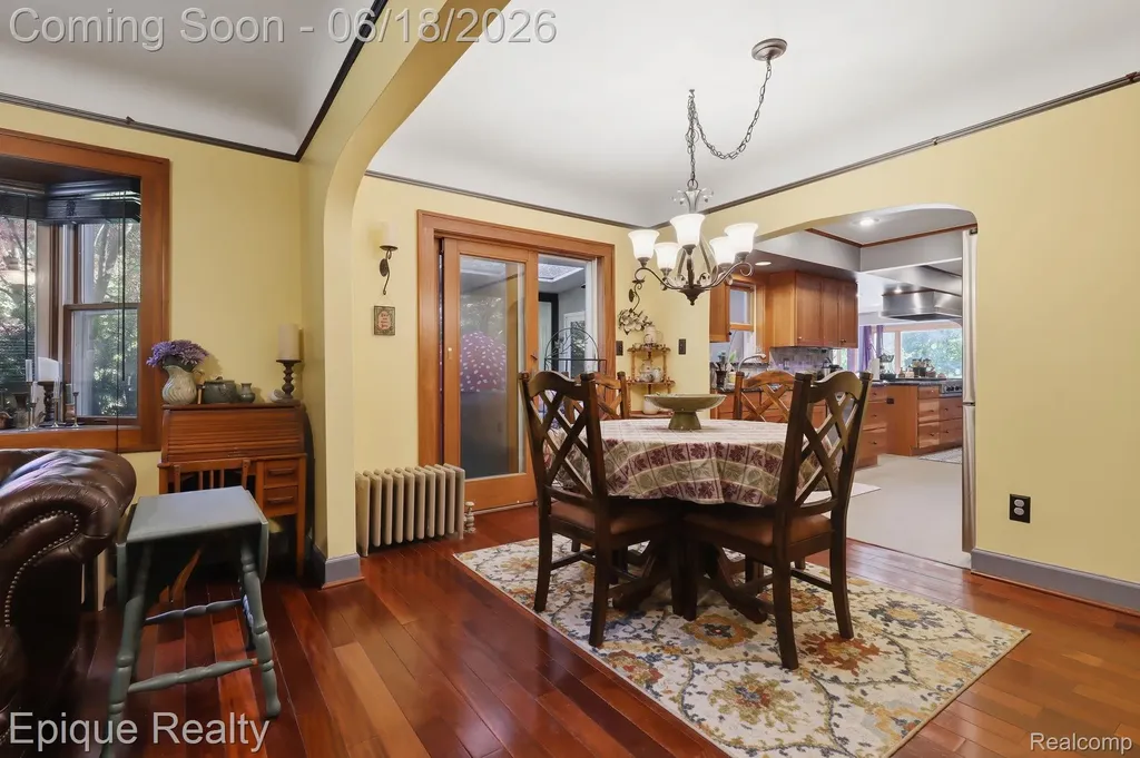21085 Metroview Road Farmington Hills City MI 48335