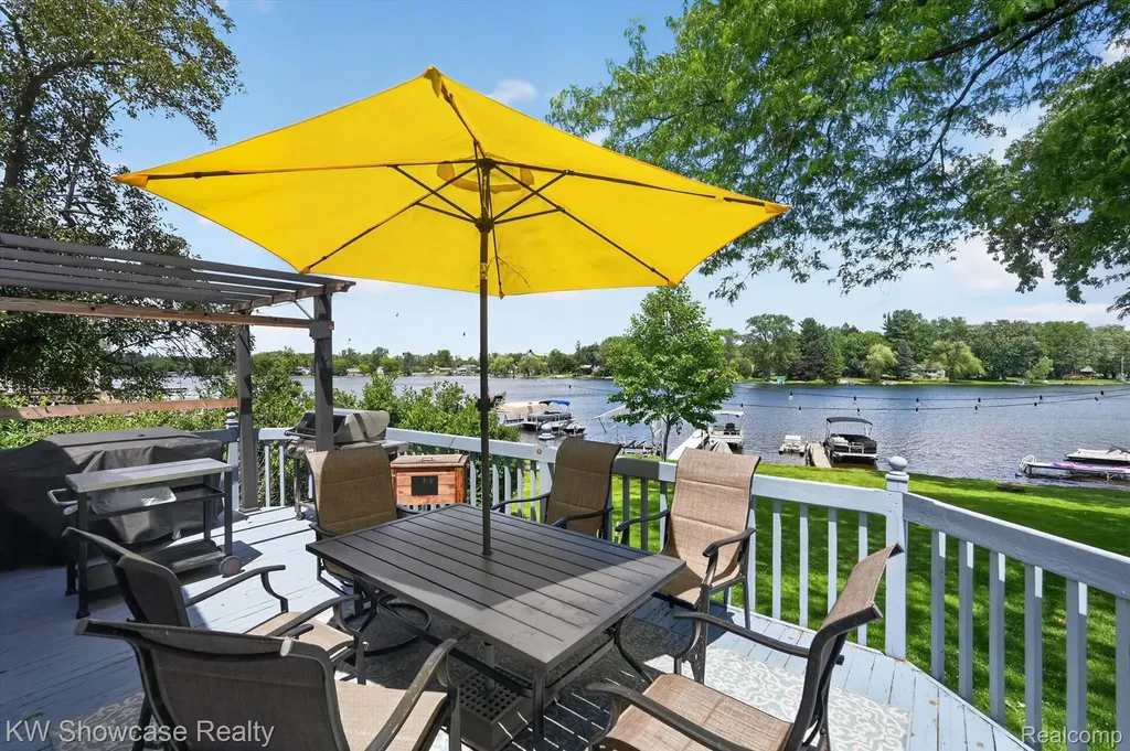 5854 Bullard Road Hartland Township MI 48430