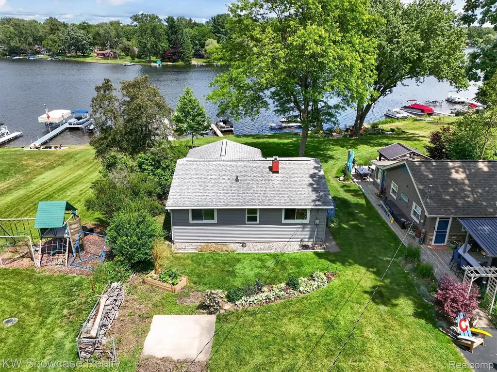 5854 Bullard Road Hartland Township MI 48430