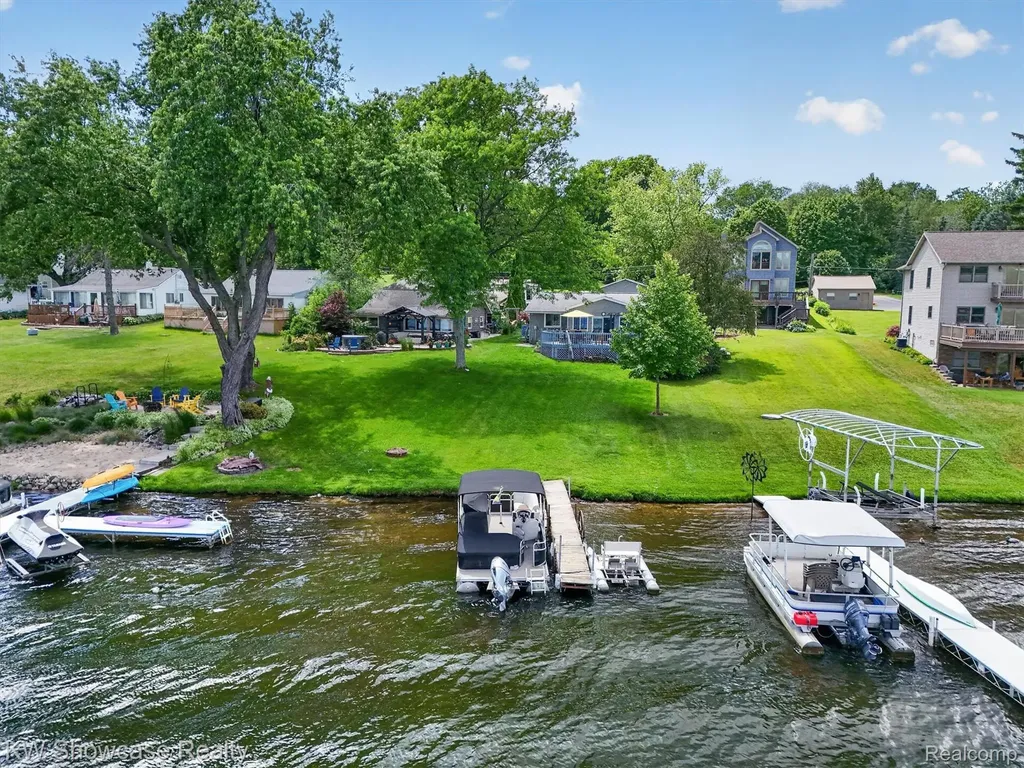 5854 Bullard Road Hartland Township MI 48430