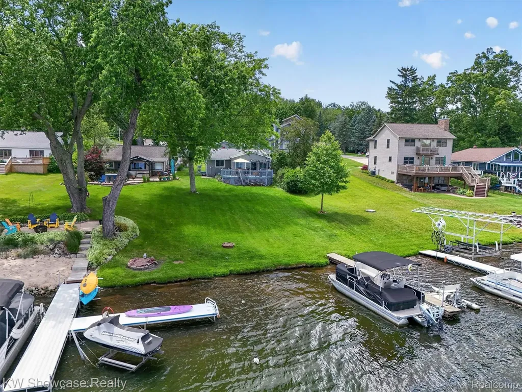 5854 Bullard Road Hartland Township MI 48430
