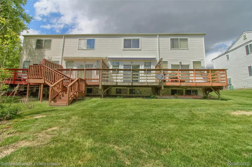 38351 Warner Farms Drive S Westland City MI 48185