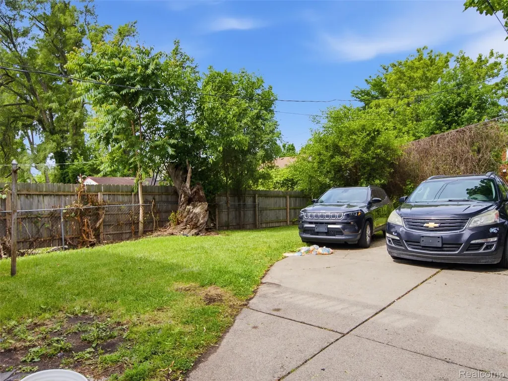 14417 Mettetal Street Detroit City MI 48227