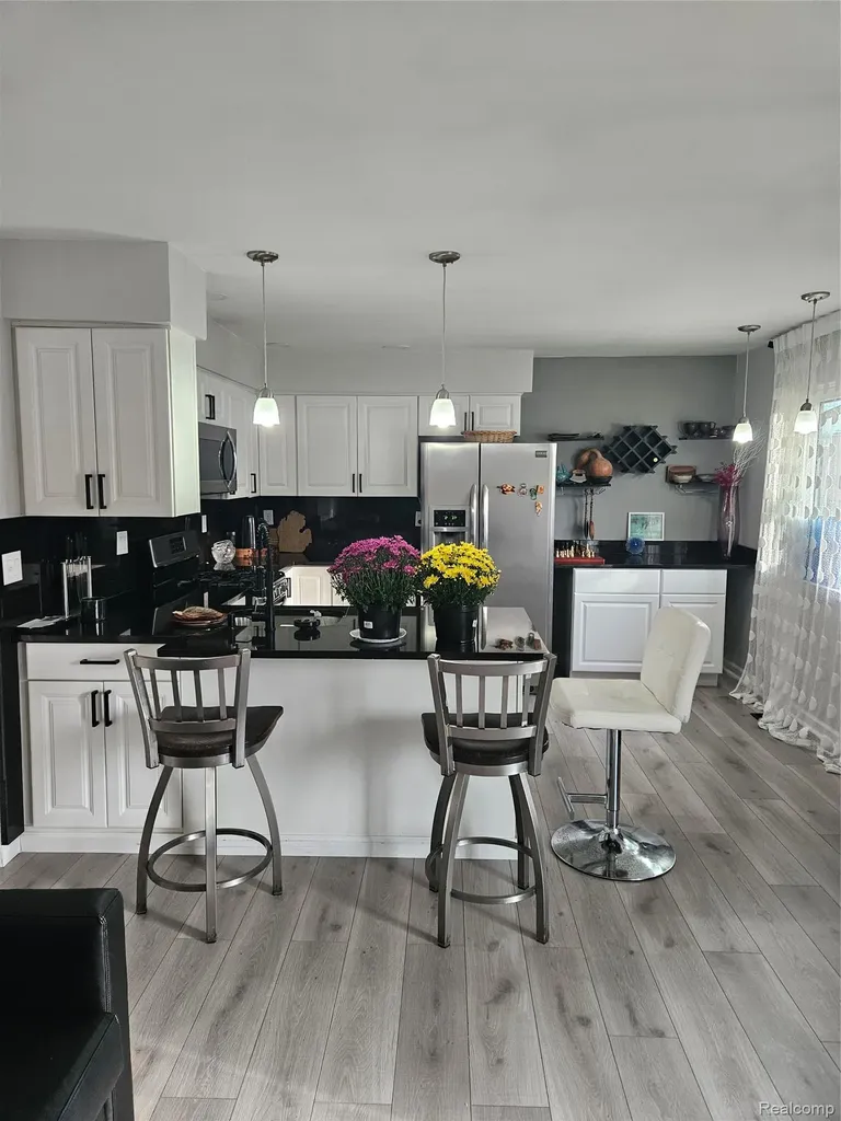 25470 Quarter Deck Street Harrison Charter Township MI 48045