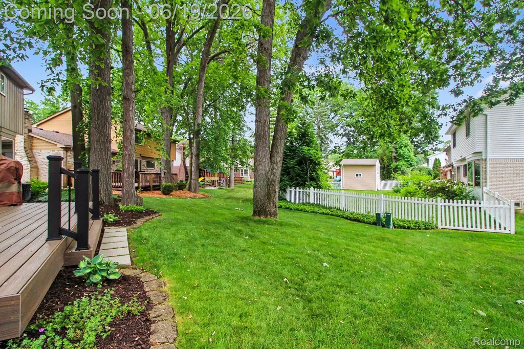 14110 Riverside Street Livonia City MI 48154