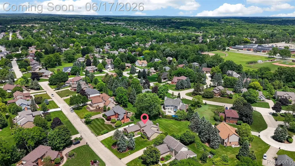 1236 Chaffer Drive Rochester Hills City MI 48306