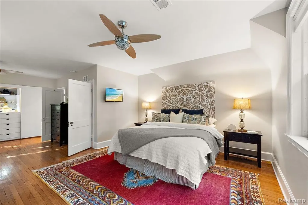 31505 Kennoway Court Beverly Hills Village MI 48025
