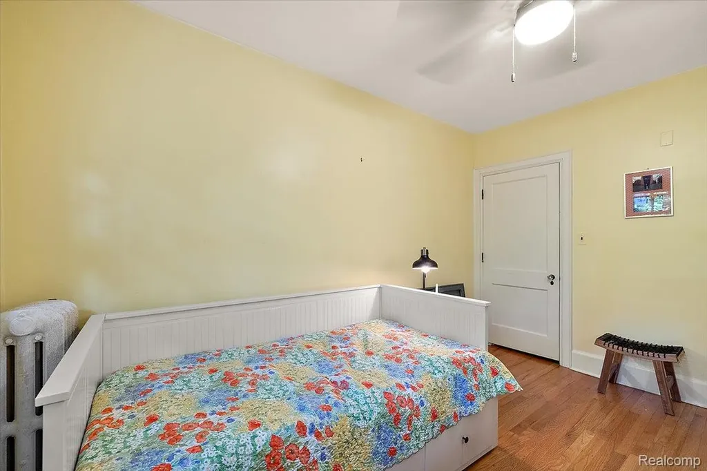 31505 Kennoway Court Beverly Hills Village MI 48025