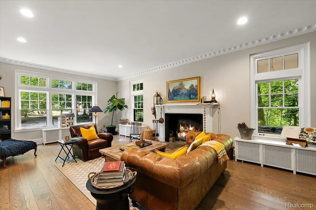 31505 Kennoway Court Beverly Hills Village MI 48025