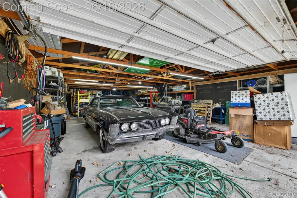 44850 Ecorse Road Van Buren Charter Township MI 48111